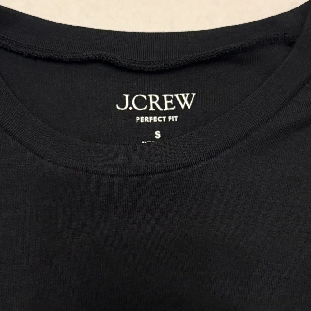 J. Crew Perfect Fit Long Sleeve Crewneck T-Shirt Black Size S BL112
